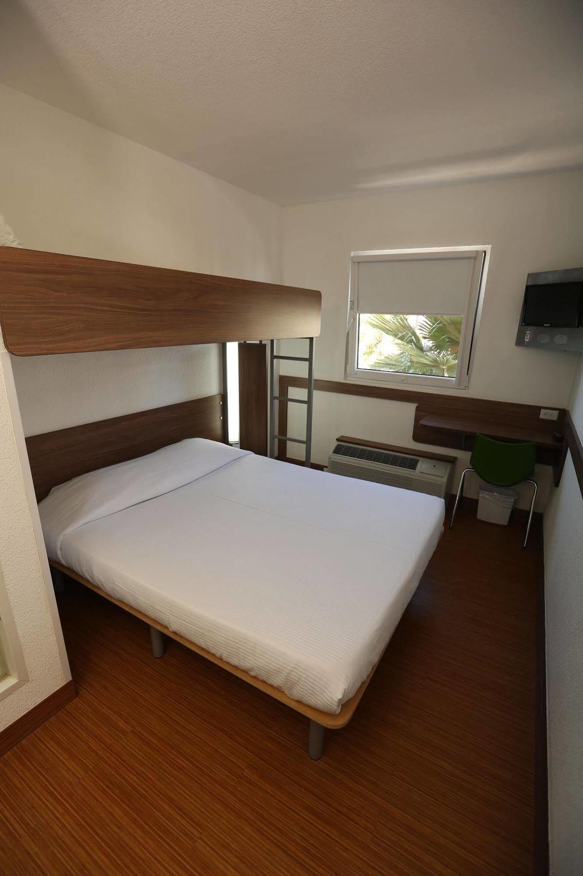 Hotel Hi! Santa Catarina Extérieur photo